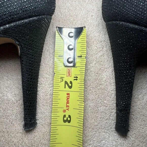 Stuart Weitzman Black Goose Bump Leather Nudist Strappy Heeled Sandals 8.5 M