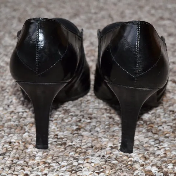 Stuart Weitzman Black Heeled Designer Shootie, Pointed Toes, Leather, Size 7 1/2