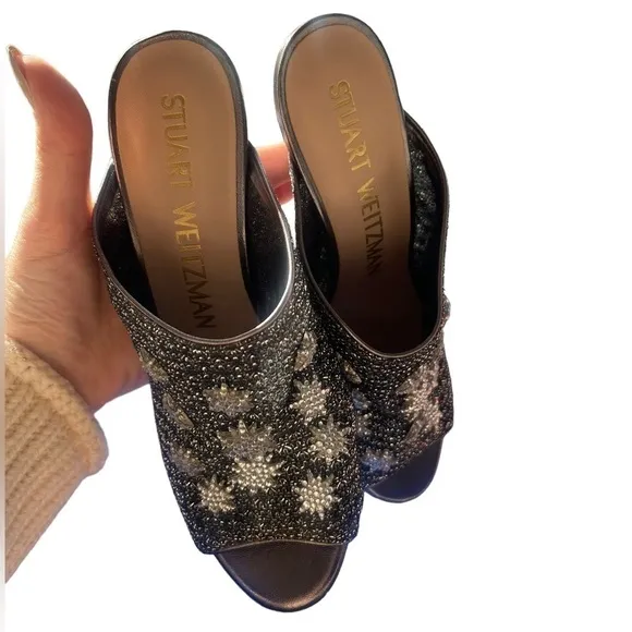 Stuart Weitzman silver slip on heels, starz, RARE style, size 6 whimsical