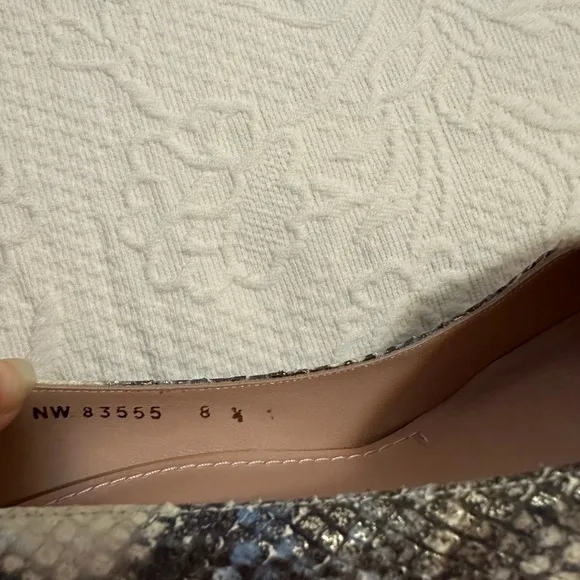 Stuart weitzman- woman heel shoes