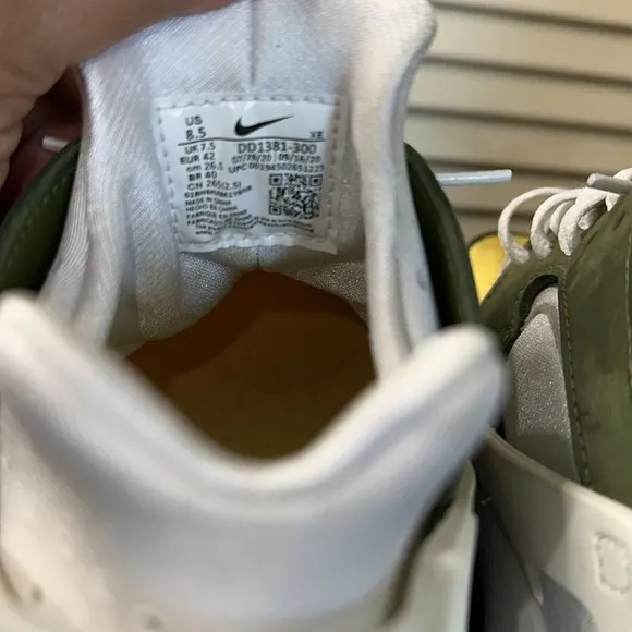 Stussy x Nike Air Huarache LE 2021 “Dark Olive” Shoes…
