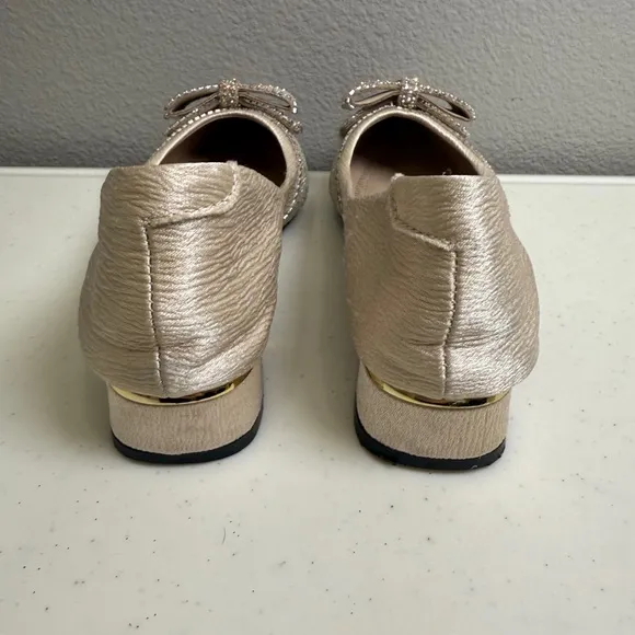 Tao Yi Mei Low Heel Shoes Size 9 Embellished Rhinestones Bow Wedding Heels