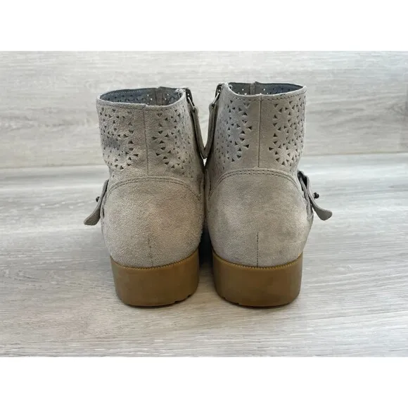 Teva Delavina 1010105 Women's 10 Gray Perforated Leather Side Zip Ankle Bootie