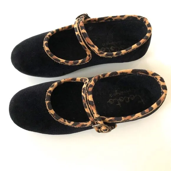 Tocoto Vintage Black Velvet Mary Jane Shoes