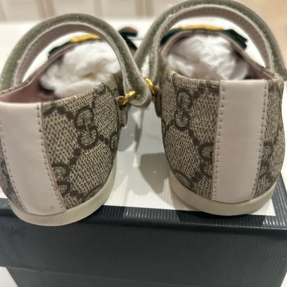 Toddler Gucci Heart Embellished Shoes - Size 21 (5C)