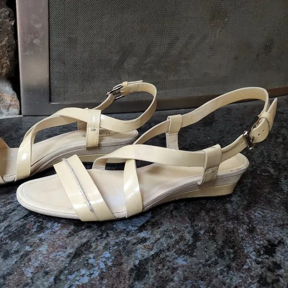 Tod's Vintage Cream Patent Leather Strappy Sandals Size 36.5
