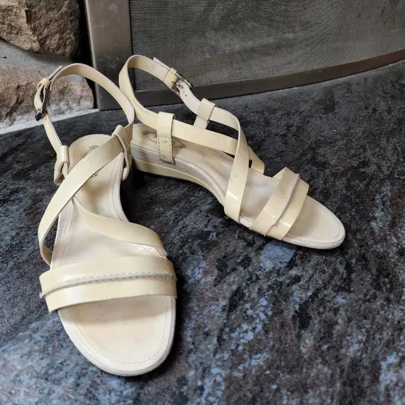 Tod's Vintage Cream Patent Leather Strappy Sandals Size 36.5