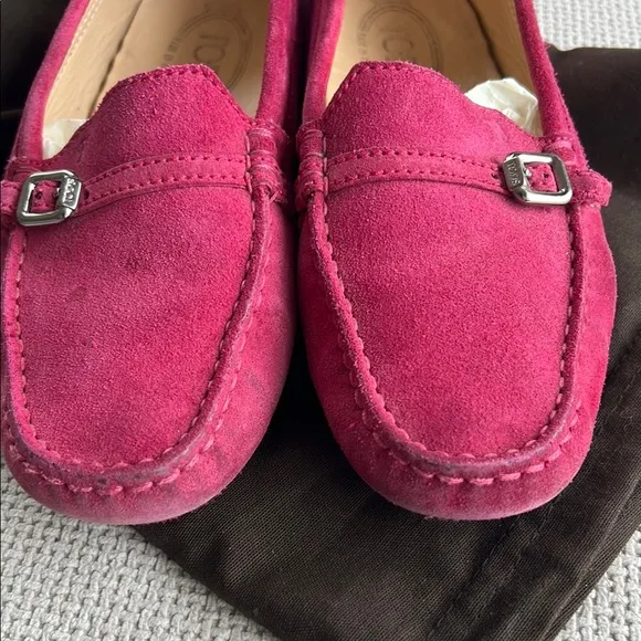 Tod's Women's Pink Suede Loafers