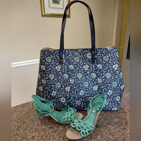 TORY BURCH Aileen Sandals  strappy scalloped