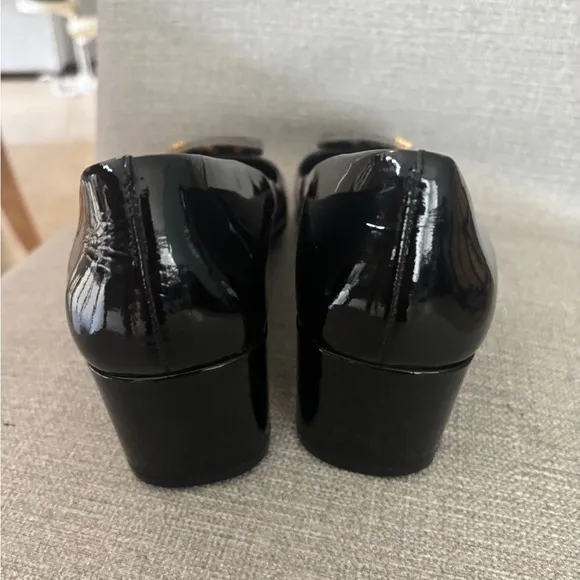 Tory Burch Black Leather and Brown Accent Women's Shoes Size 7.5 B