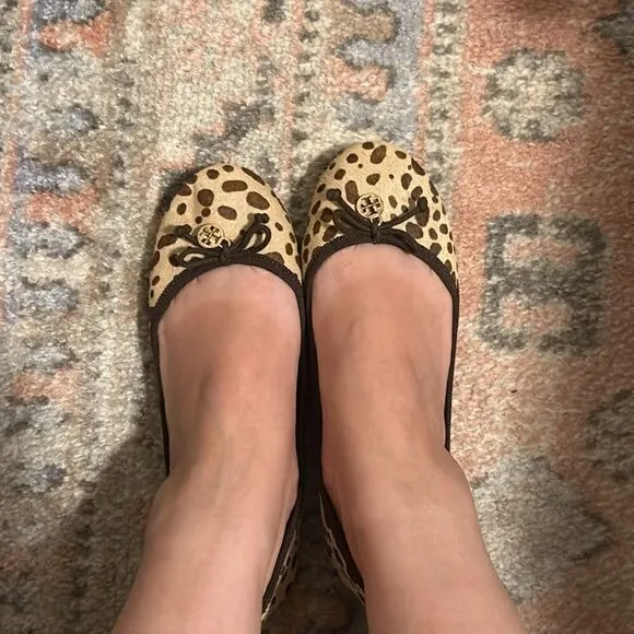 Tory Burch calf hair leopard print flats 7.5