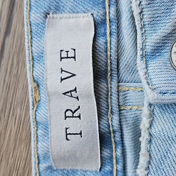 Trave Light Wash Sophie Low Rise Slim Cropped Jeans 26 NWT