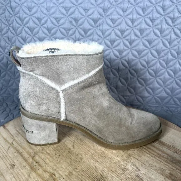 Ugg Boots Women's 10 Kasen II Suede Heel Beige Shearling Ankle Booties Shoes