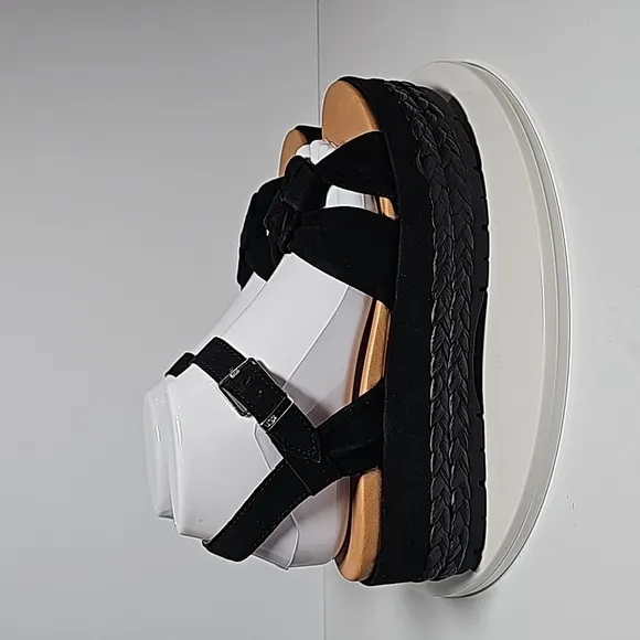 UGG Neusch Sandals Platforms Shoe Adjustable Strap Suede Leather Rafia Black 8.5