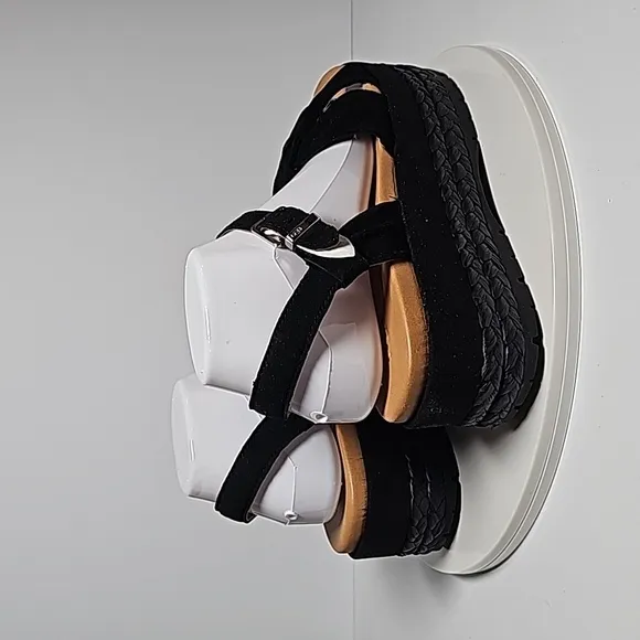 UGG Neusch Sandals Platforms Shoe Adjustable Strap Suede Leather Rafia Black 9