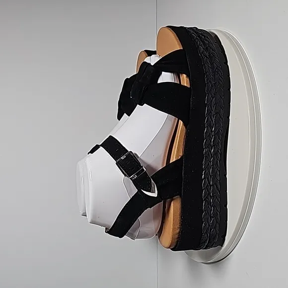 UGG Neusch Sandals Platforms Shoe Adjustable Strap Suede Leather Rafia Black 9