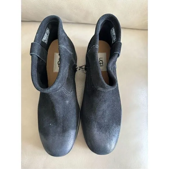 UGG Women's Black NWOT Josefene Cuff Ankle  Suede Bootie