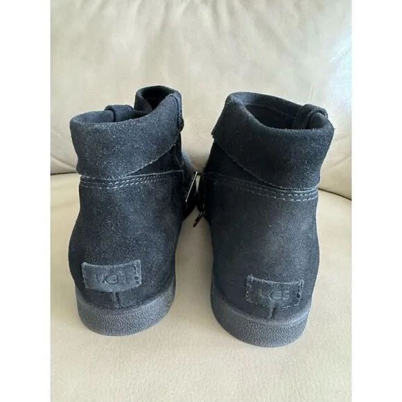 UGG Women's Black NWOT Josefene Cuff Ankle  Suede Bootie