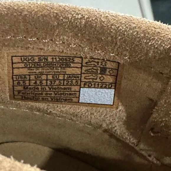 UGG Women's Chestnut NWOT Josefene Cuff Ankle Bootie