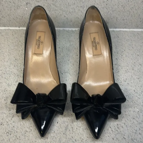 Valentino Black Bow Heels Size 36