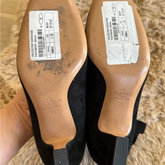Valentino Garavani Black Heels with Intricate Straps