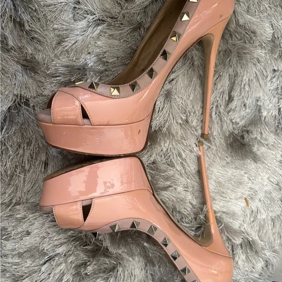 Valentino logo stud open toe shoes baby doll pump Rockstud Platform heels