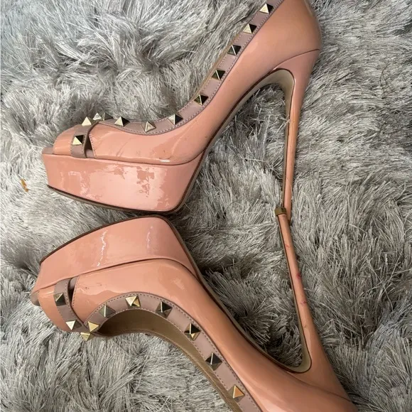 Valentino logo stud open toe shoes baby doll pump Rockstud Platform heels