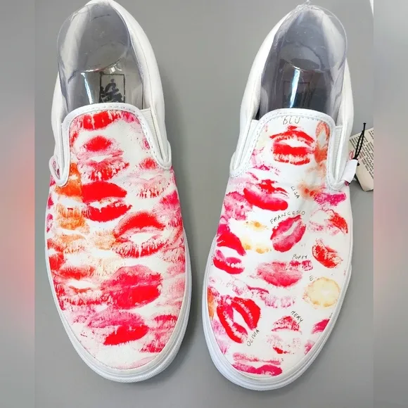 Vans Pride Classic Slip Ons, NWT,‎ Size 10M| EUR 43
