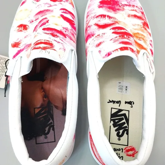 Vans Pride Classic Slip Ons, NWT,‎ Size 10M| EUR 43