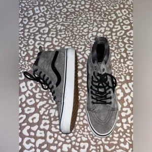VANS Sk8-hi MTE Pewter/Plaid scotchgard sneakers