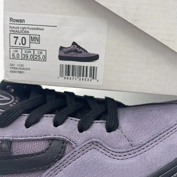 Vans WMNS RowanNubuck Light Purple/BlackVN0A5JICBI6 Sneakers
