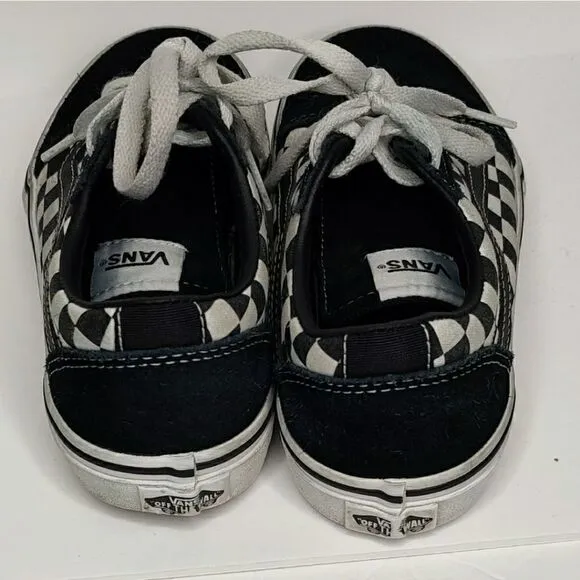 Vans Off The Wal Youth Black and White Checkered Old Skool Skate Lace Up Shoes