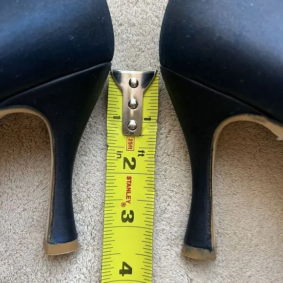 Vera Wang Navy Blue Dyed Fabric Heels w/ Bow Women’s 6 Formal Wedding Party