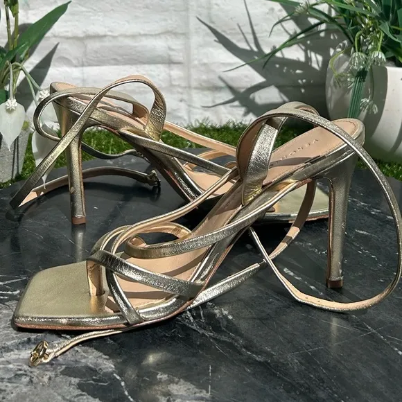 Veronica Bear Abriella suede 100mm sandals$350.00* • Out of stock • size 6.5