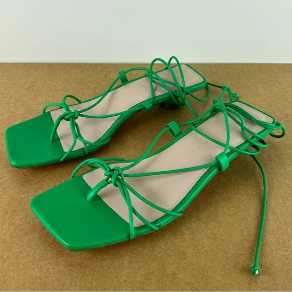 VERONICA BEARD GREEN LEATHER STRAPPY SANDALS