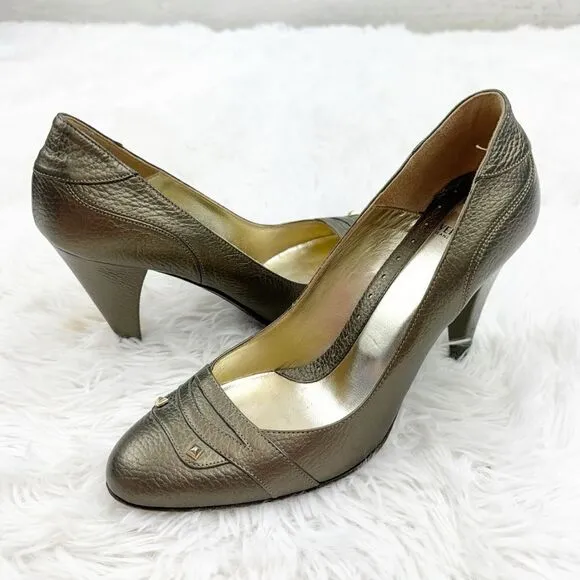 Versace Jeans Couture Metallic Round Toe Pebbled Leather Heeled Pumps