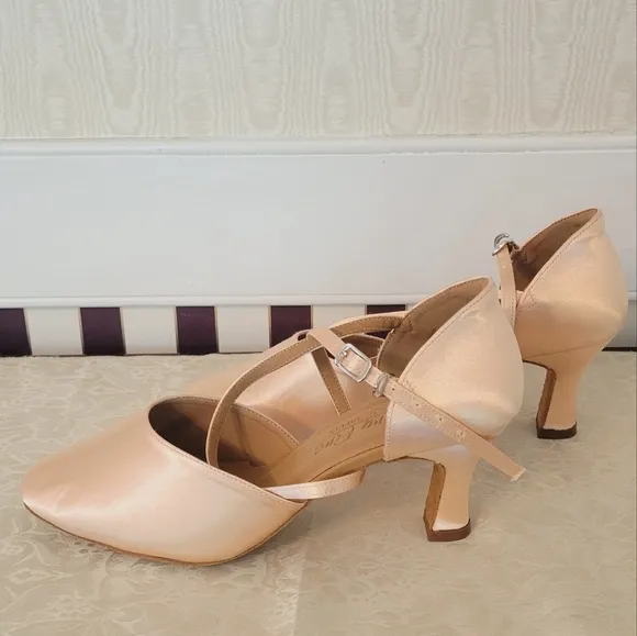 VERY FINE Melody Smooth Satin Ballroom Latin Dance Shoes C9691 Flesh Size 9.5