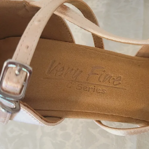 VERY FINE Melody Smooth Satin Ballroom Latin Dance Shoes C9691 Flesh Size 9.5