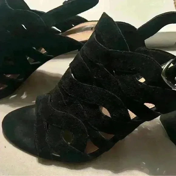 Via Spiga Black Suede Ankle Strap Sandal Heels Open Toe Size 9M Cutout Shoes