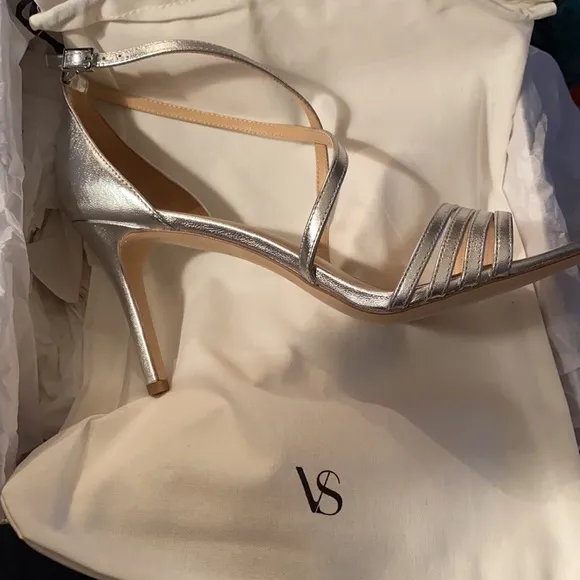 Via Spigq “Mila” silver sandals