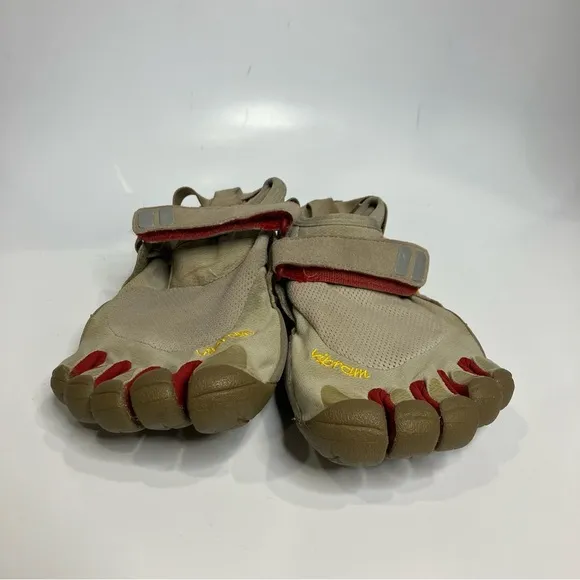 Vibram five finger TrekSport shoes size 41