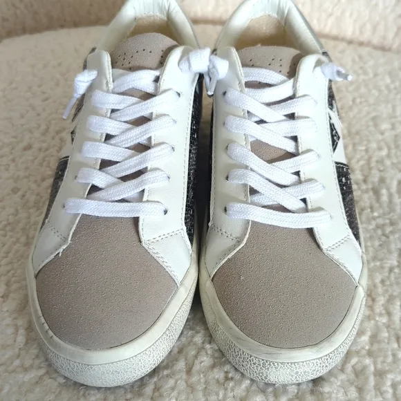 Vici Collection Norma “modern rush” faux golden goose style tennis Shoes 7.5