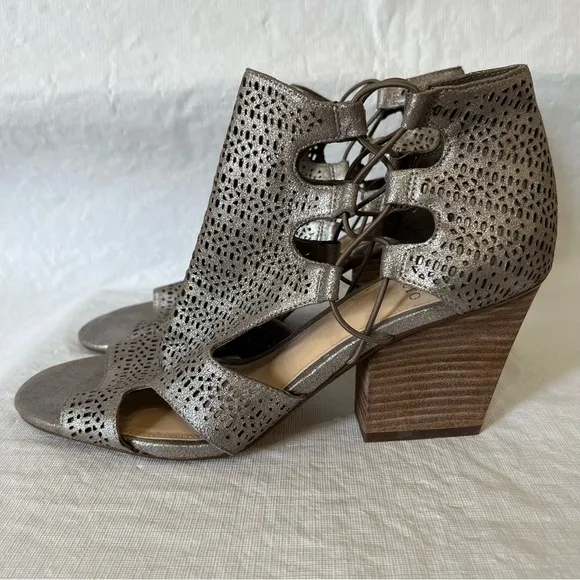 Vince Camuto Corbina Metallic Leather Heeled Open Toe Shoes