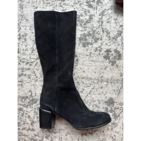 VINCE NWOB Maggie Knee High Black Suede Boots