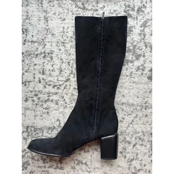 VINCE NWOB Maggie Knee High Black Suede Boots