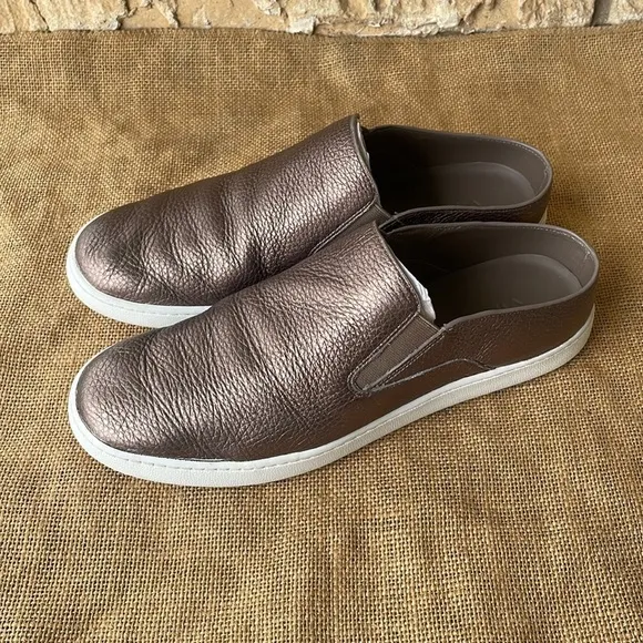 Vince Verrell Fashion Sneakers Shoes Open Back Metallic Leather Sz 7 Slip On