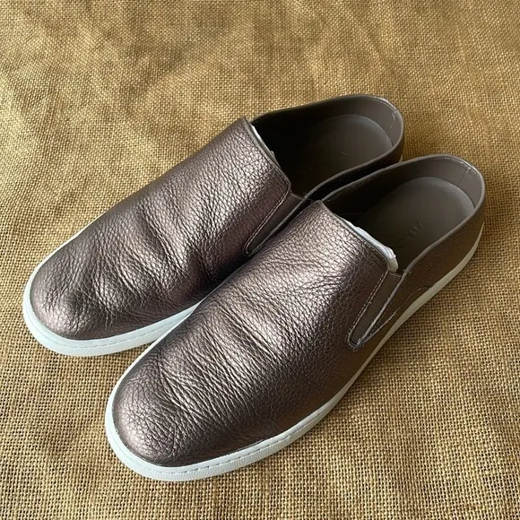 Vince Verrell Fashion Sneakers Shoes Open Back Metallic Leather Sz 7 Slip On