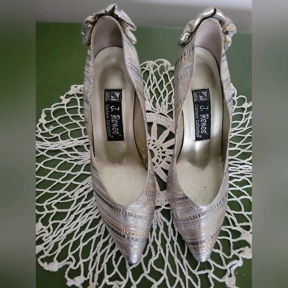 Vintage 1980s J. Renee Metallic Silver Gold W/ Pastels Bow Heel Striped Heels 7