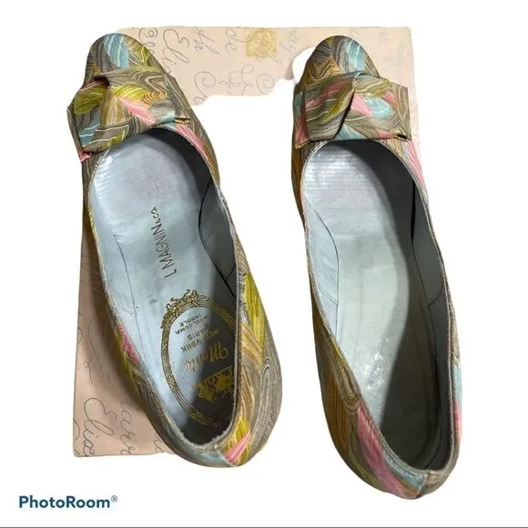 Vintage 70’s I. Magnin Silk Green Brown Pattern Heeled Pumps with bow Size 6B
