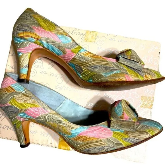 Vintage 70’s I. Magnin Silk Green Brown Pattern Heeled Pumps with bow Size 6B